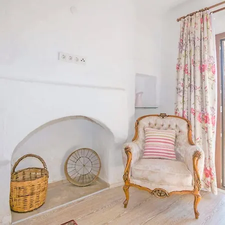 Sleeps 8 Pool Air Con Wifi *