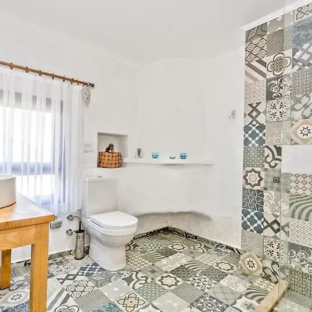 Sleeps 8 Pool Air Con Wifi Villa *